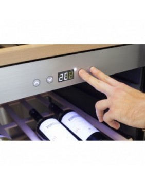 Caso WineChef Pro 40 – laisvai pastatomas vyno šaldytuvas, talpa iki 40 butelių, kompresorinis aušinimas