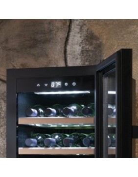 Caso WineExclusive 38 laisvai pastatomas išmanusis vyno šaldytuvas, 38 butelių, kompresorine technologija
