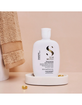 ALFAPARF SEMI DI LINO DEIMANTINIO ŽVILGESIO ŠAMPŪNAS, 250 ML