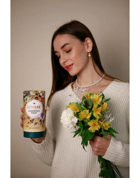 Lovare Cleopatra's Night Loose Leaf Tea - aviečių aromato žalioji arbata